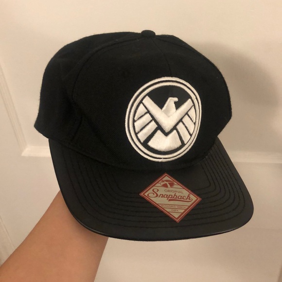 Marvel Other - Nick Fury snapback MARVEL Official